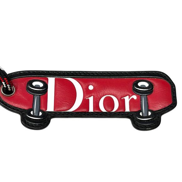 Dior Skateboard Charm - Picture 4 of 9